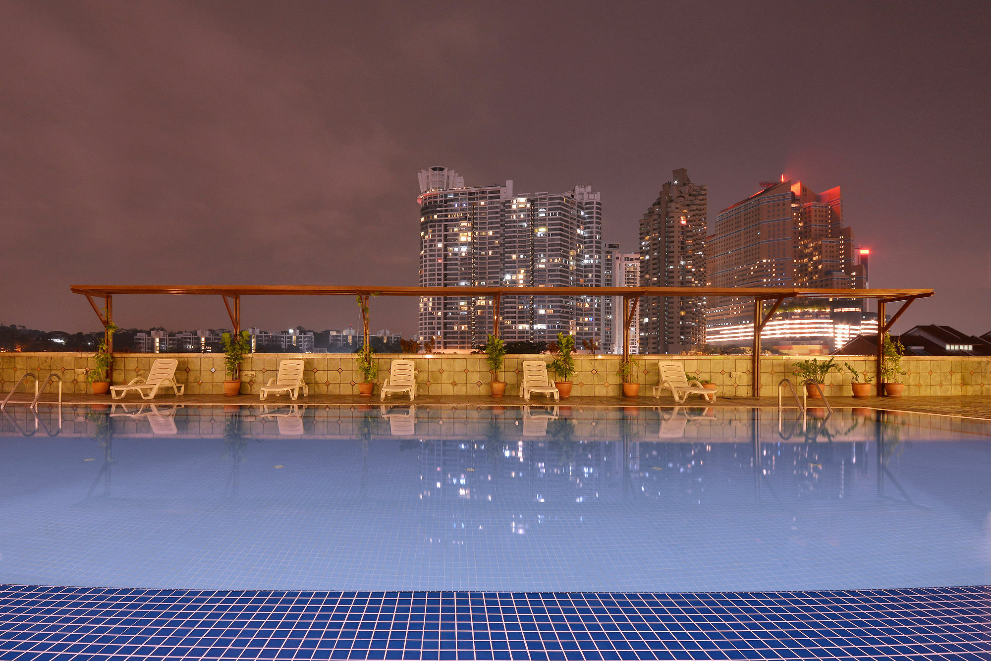Q Hotel Куала Лумпур Екстериор снимка