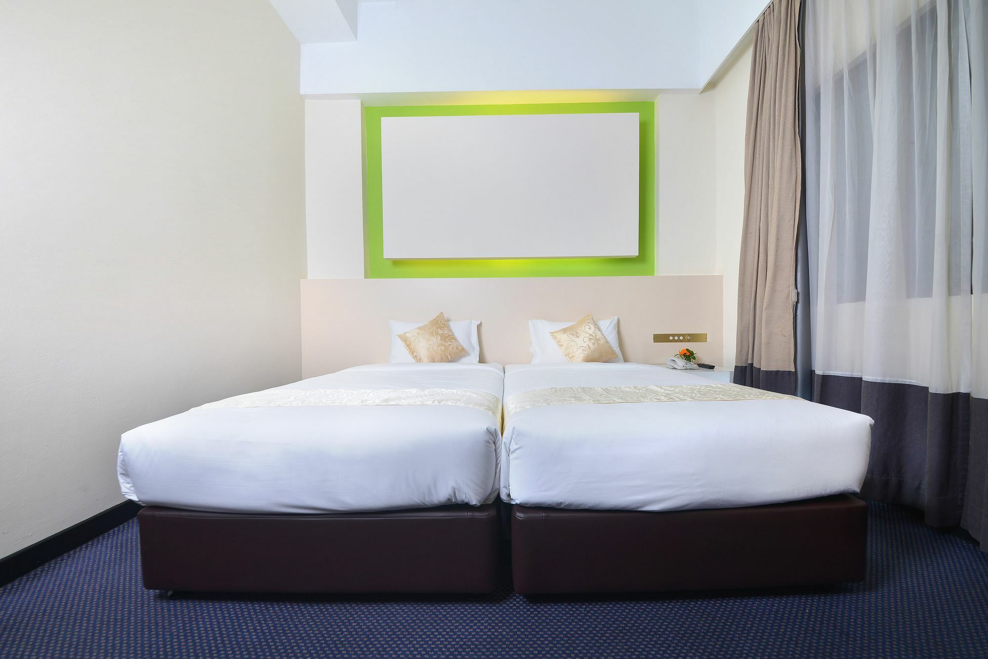 Q Hotel Куала Лумпур Екстериор снимка