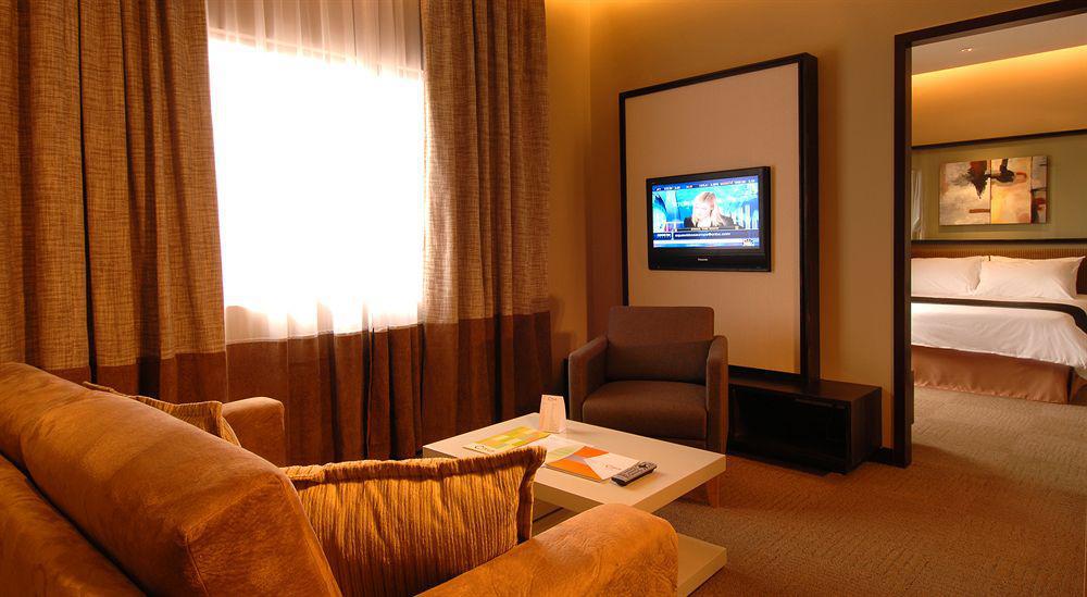 Q Hotel Куала Лумпур Стая снимка